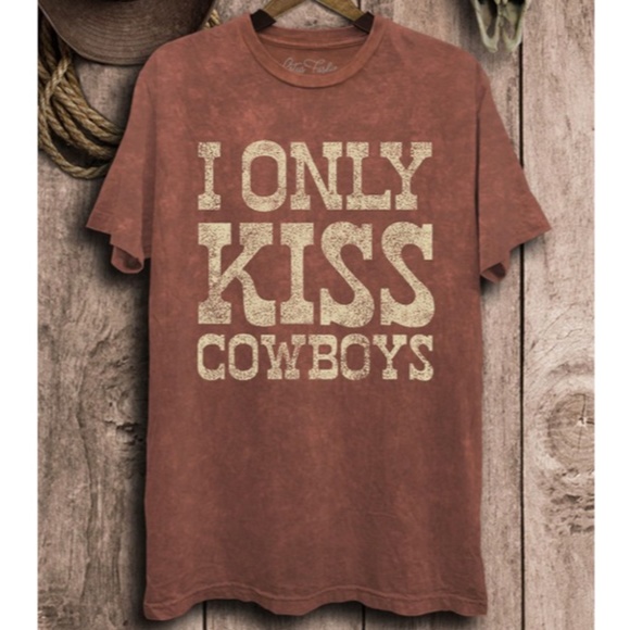 Tops - SOLD OUT Vintage Wine Mineral Washed I Only Kiss Cowboys Oversized Relaxed